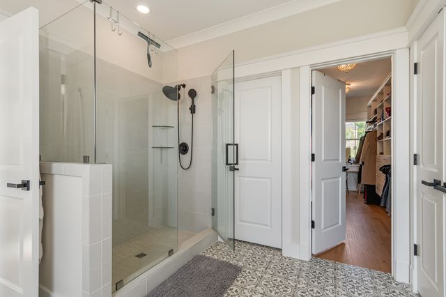 7033 Fiddlers Glen Dr, Arrington, TN 37014