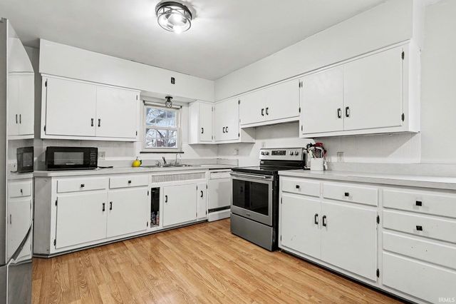 19857 Yoder Street, South Bend, IN 46614