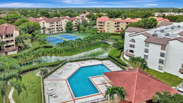 12455 SW 93rd Terrace 403T, Miami, FL 33186