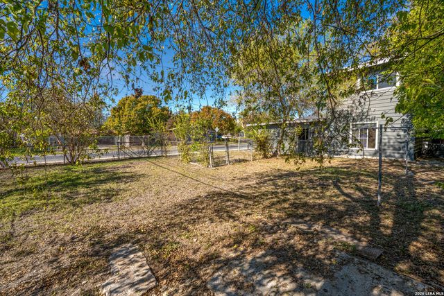 1538 THORAIN BLVD, San Antonio, TX 78201