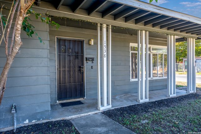 1538 THORAIN BLVD, San Antonio, TX 78201
