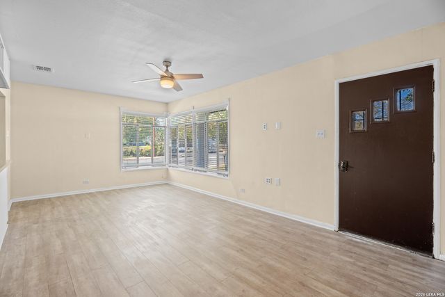 1538 THORAIN BLVD, San Antonio, TX 78201