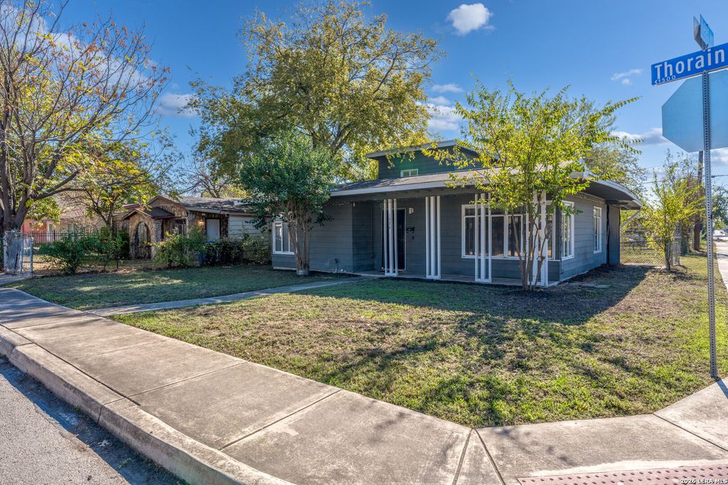 1538 THORAIN BLVD, San Antonio, TX 78201