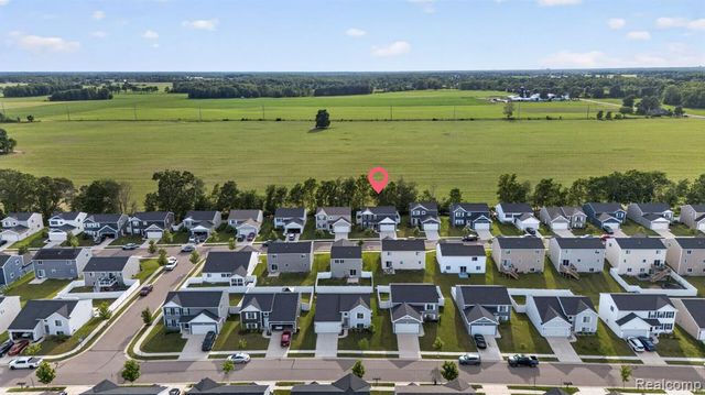 2845 Sycamore River Drive, Fowlerville, MI 48836