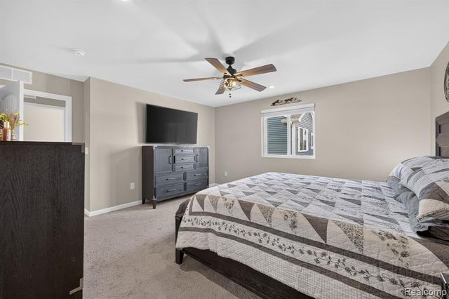 2845 Sycamore River Drive, Fowlerville, MI 48836