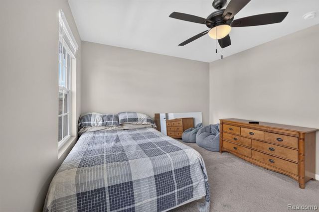 2845 Sycamore River Drive, Fowlerville, MI 48836
