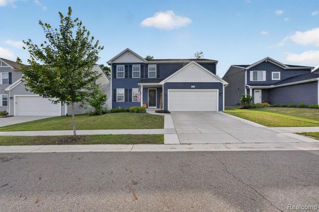 2845 Sycamore River Drive, Fowlerville, MI 48836