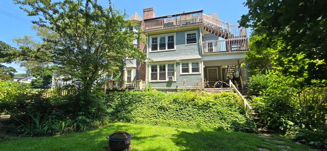 40 Maple Grove Avenue, Norwich, CT 06360