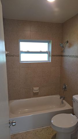 2736 Seneca Avenue, Fort Pierce, FL 34945
