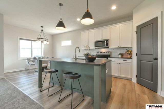7514 Augustine Avenue, Lincoln, NE 68516