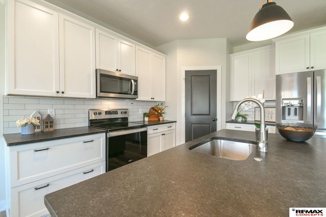 7514 Augustine Avenue, Lincoln, NE 68516