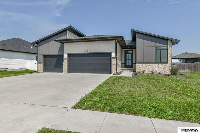 7514 Augustine Avenue, Lincoln, NE 68516