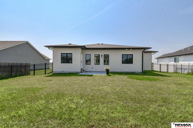 7514 Augustine Avenue, Lincoln, NE 68516