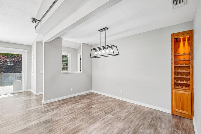 7002 Short Oak Way, Orangevale, CA 95662