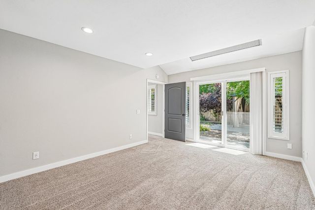 7002 Short Oak Way, Orangevale, CA 95662