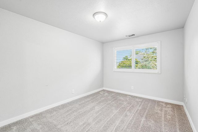 7002 Short Oak Way, Orangevale, CA 95662
