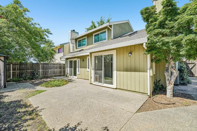 7002 Short Oak Way, Orangevale, CA 95662