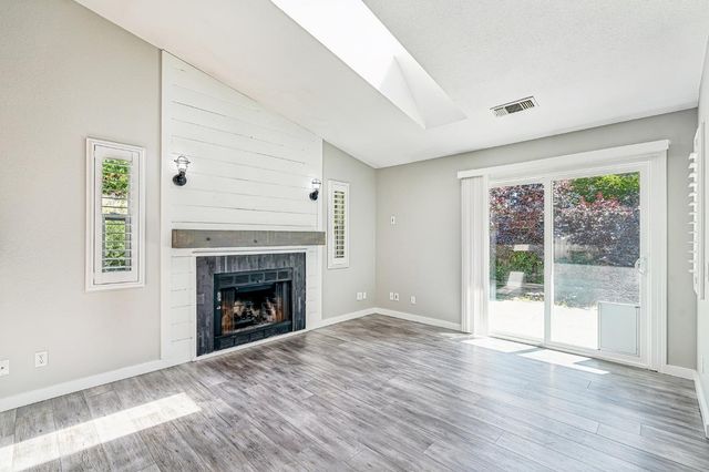 7002 Short Oak Way, Orangevale, CA 95662