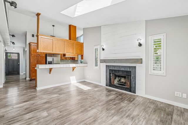 7002 Short Oak Way, Orangevale, CA 95662