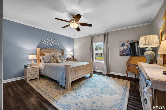 340 HAWTHORNE Circle, Creve Coeur, IL 61610