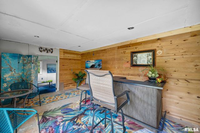 340 HAWTHORNE Circle, Creve Coeur, IL 61610