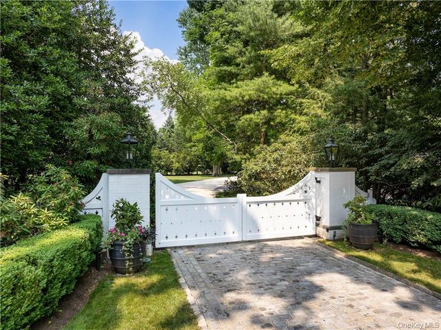 1619 Purchase Street, Purchase, NY 10577