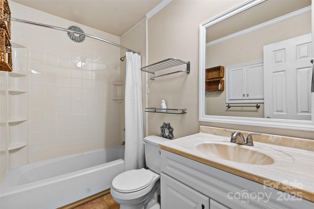 6221 Thermal Road, Charlotte, NC 28211