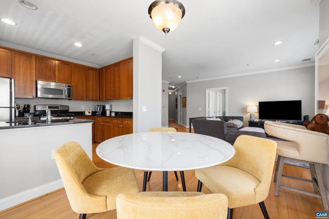 1051 Glenwood Station Ln Unit 102, Charlottesville, VA 22901