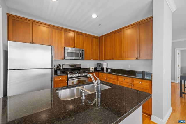 1051 Glenwood Station Ln Unit 102, Charlottesville, VA 22901
