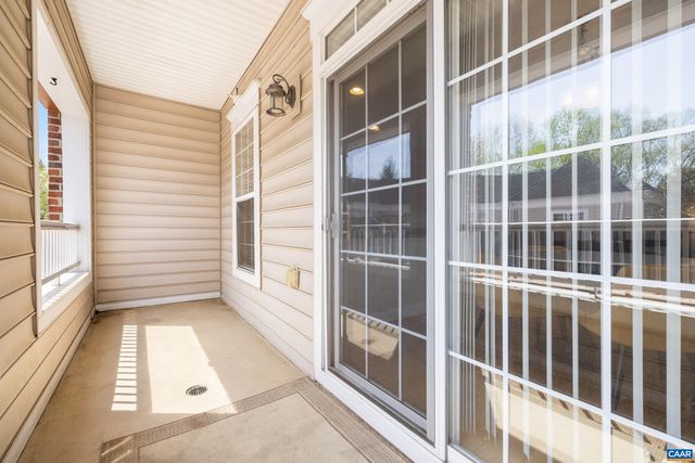 1051 Glenwood Station Ln Unit 102, Charlottesville, VA 22901