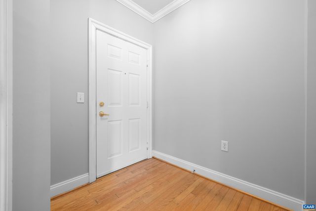 1051 Glenwood Station Ln Unit 102, Charlottesville, VA 22901