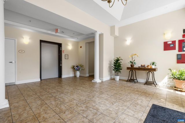 1051 Glenwood Station Ln Unit 102, Charlottesville, VA 22901