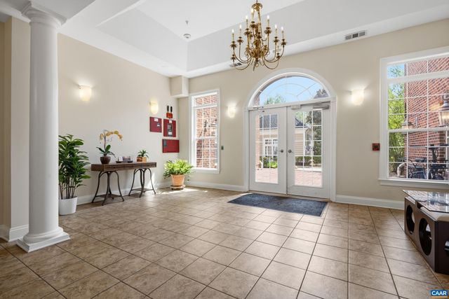 1051 Glenwood Station Ln Unit 102, Charlottesville, VA 22901