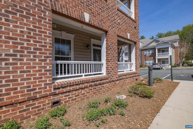 1051 Glenwood Station Ln Unit 102, Charlottesville, VA 22901