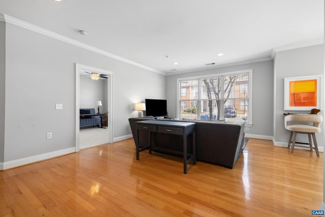1051 Glenwood Station Ln Unit 102, Charlottesville, VA 22901