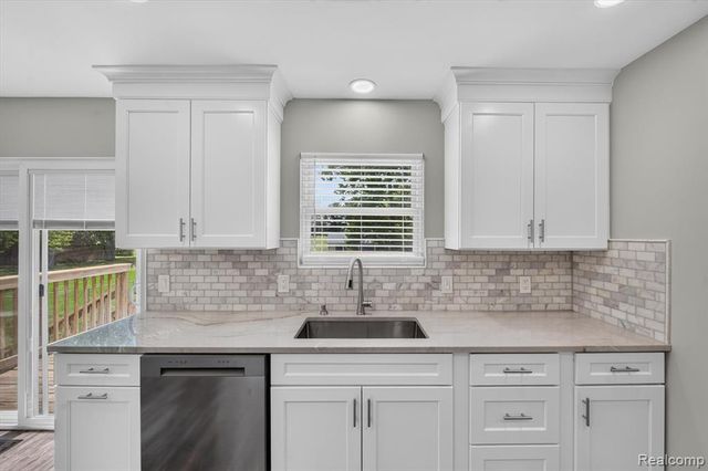 6324 Lucas Road, Flint, MI 48506
