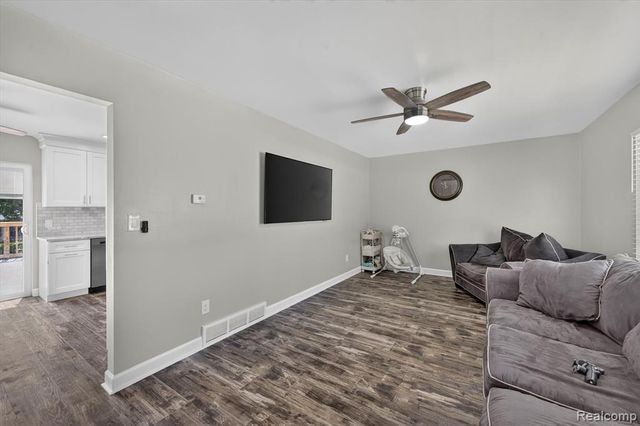 6324 Lucas Road, Flint, MI 48506