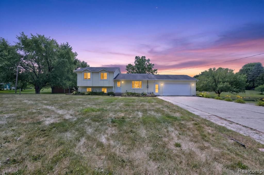 6324 Lucas Road, Flint, MI 48506
