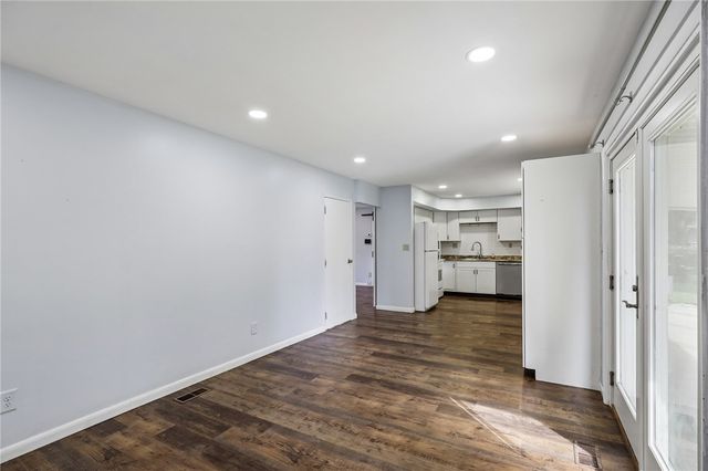 7106 Chatlake Drive, Huber Heights, OH 45424