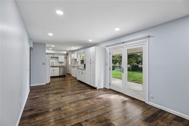 7106 Chatlake Drive, Huber Heights, OH 45424