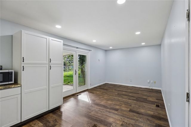 7106 Chatlake Drive, Huber Heights, OH 45424
