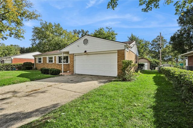 7106 Chatlake Drive, Huber Heights, OH 45424