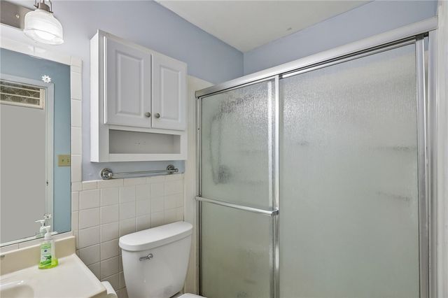 7106 Chatlake Drive, Huber Heights, OH 45424