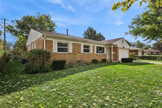 7106 Chatlake Drive, Huber Heights, OH 45424