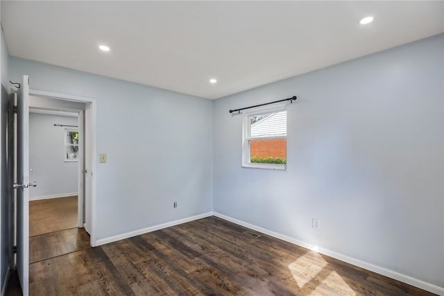 7106 Chatlake Drive, Huber Heights, OH 45424