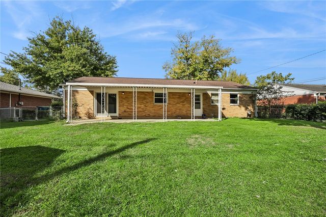 7106 Chatlake Drive, Huber Heights, OH 45424