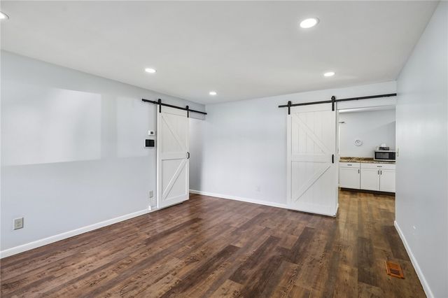 7106 Chatlake Drive, Huber Heights, OH 45424