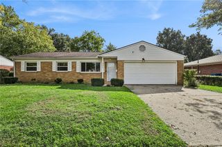 7106 Chatlake Drive, Huber Heights, OH 45424