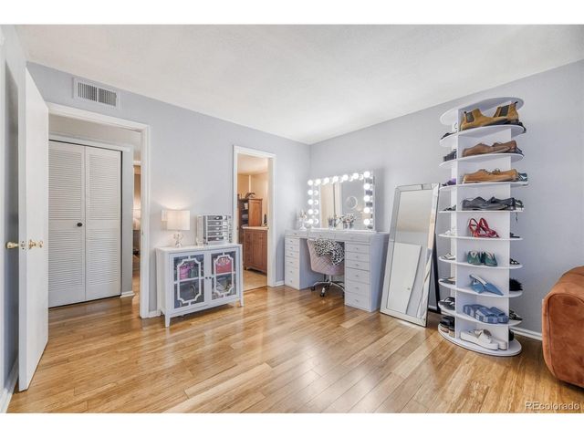 5745 W Atlantic Pl W 208, Lakewood, CO 80227