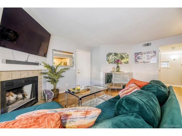 5745 W Atlantic Pl W 208, Lakewood, CO 80227